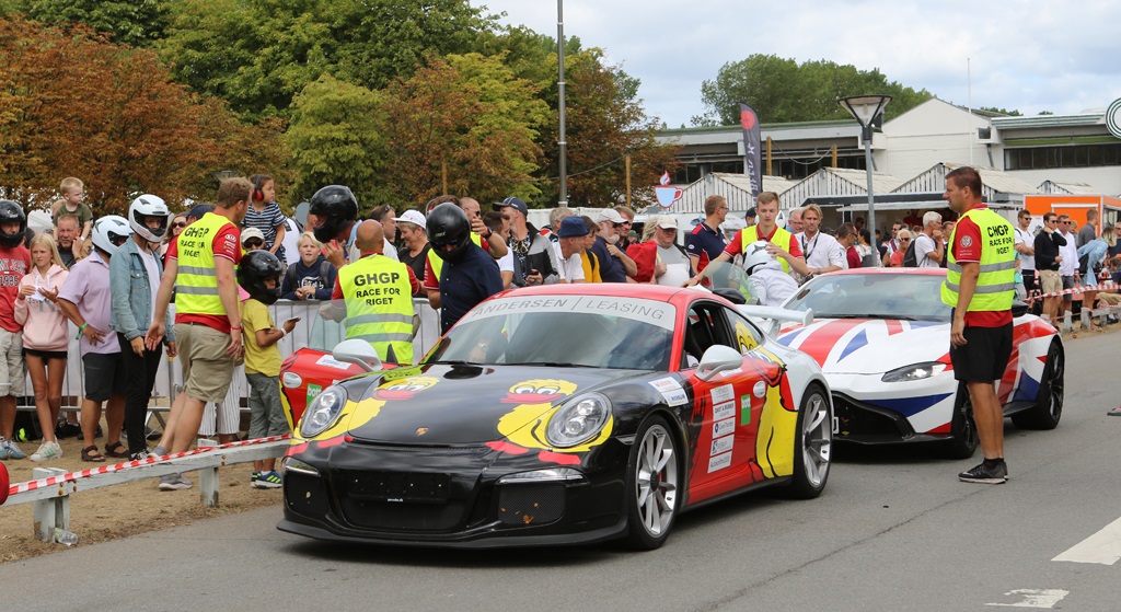 Race for Riget er et stort tilløbsstykke, her er mulighed for både at prøve high-speed ture i Porsche såvel som Aston Martin.
(Foto: Motorsporten.dk)